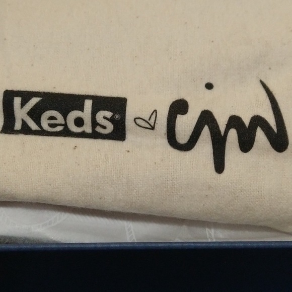 Keds x CJW Triple Kick Signature Print - Black & White, Velvet Laced, Women’s 9 - Picture 12 of 15